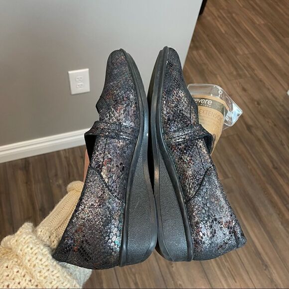 Revere Metallic Comfort Shoes Strap 8 - Picture 8 of 12